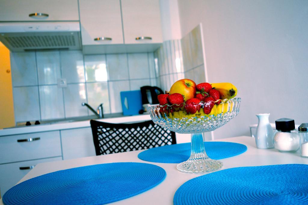 Permarinus Apartments Подстрана Стая снимка