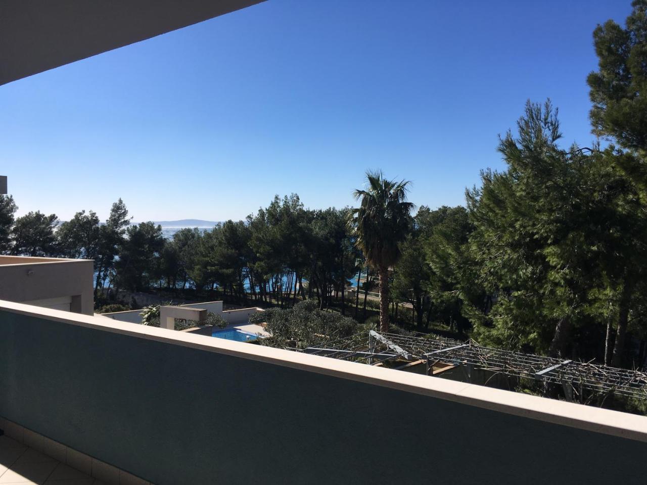 Permarinus Apartments Подстрана Екстериор снимка
